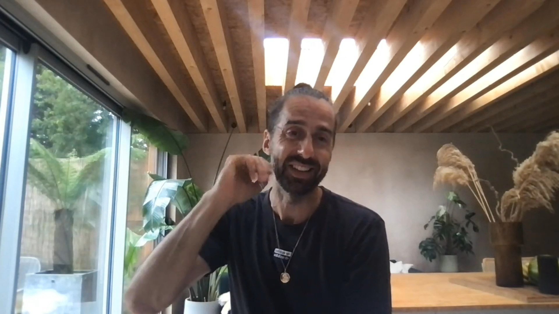 The Missing Crypto Queen Uncovered - Jamie Bartlett E153