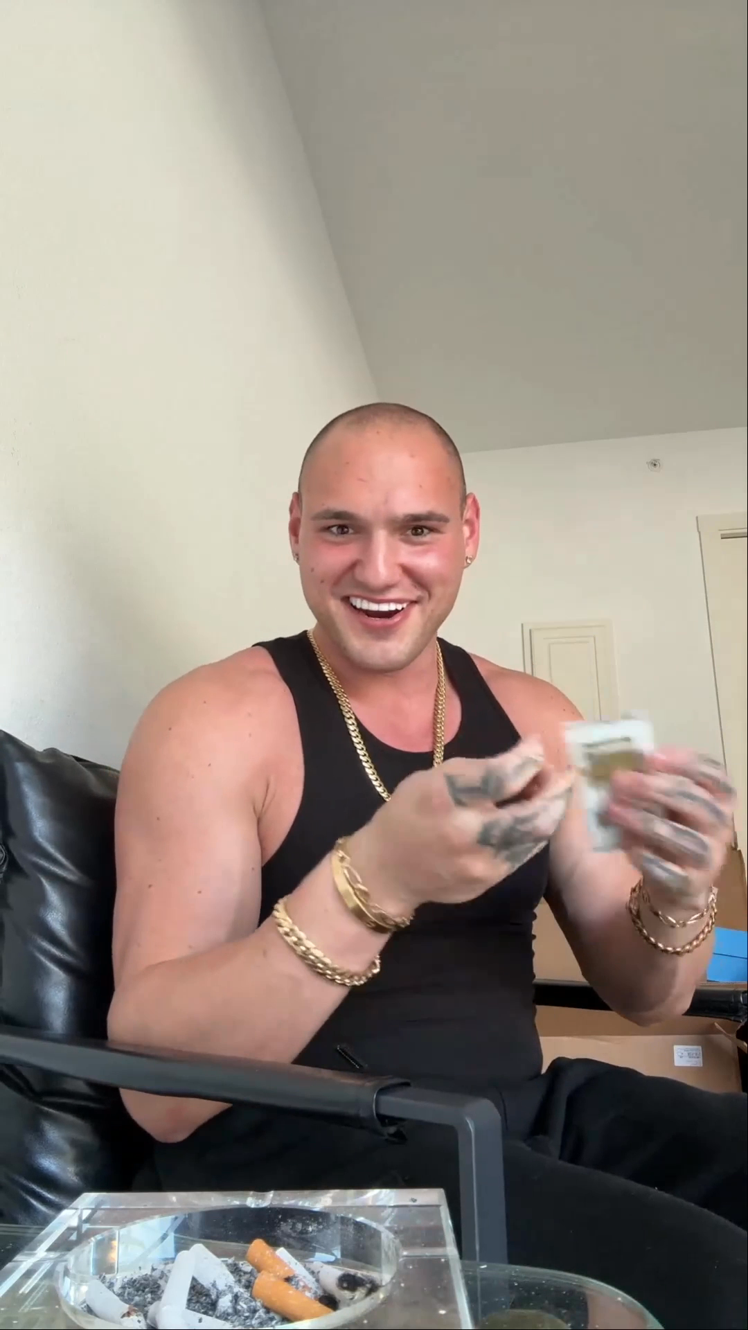 what cigarettes does leo skepi smoke HOW TO OPEN CIGARETTES *CORRECTLY*