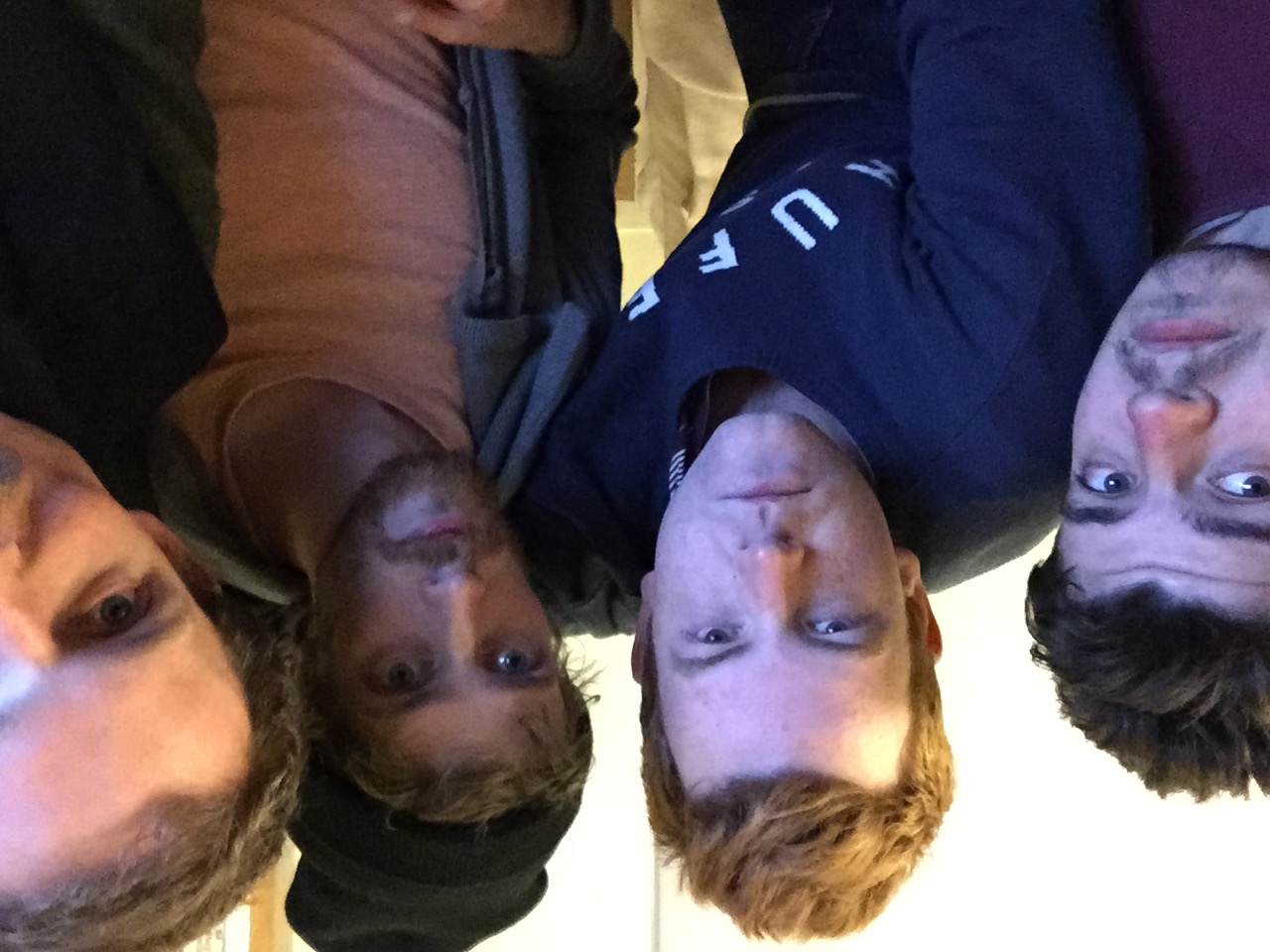 REPLAY: S02E16 - Smooching