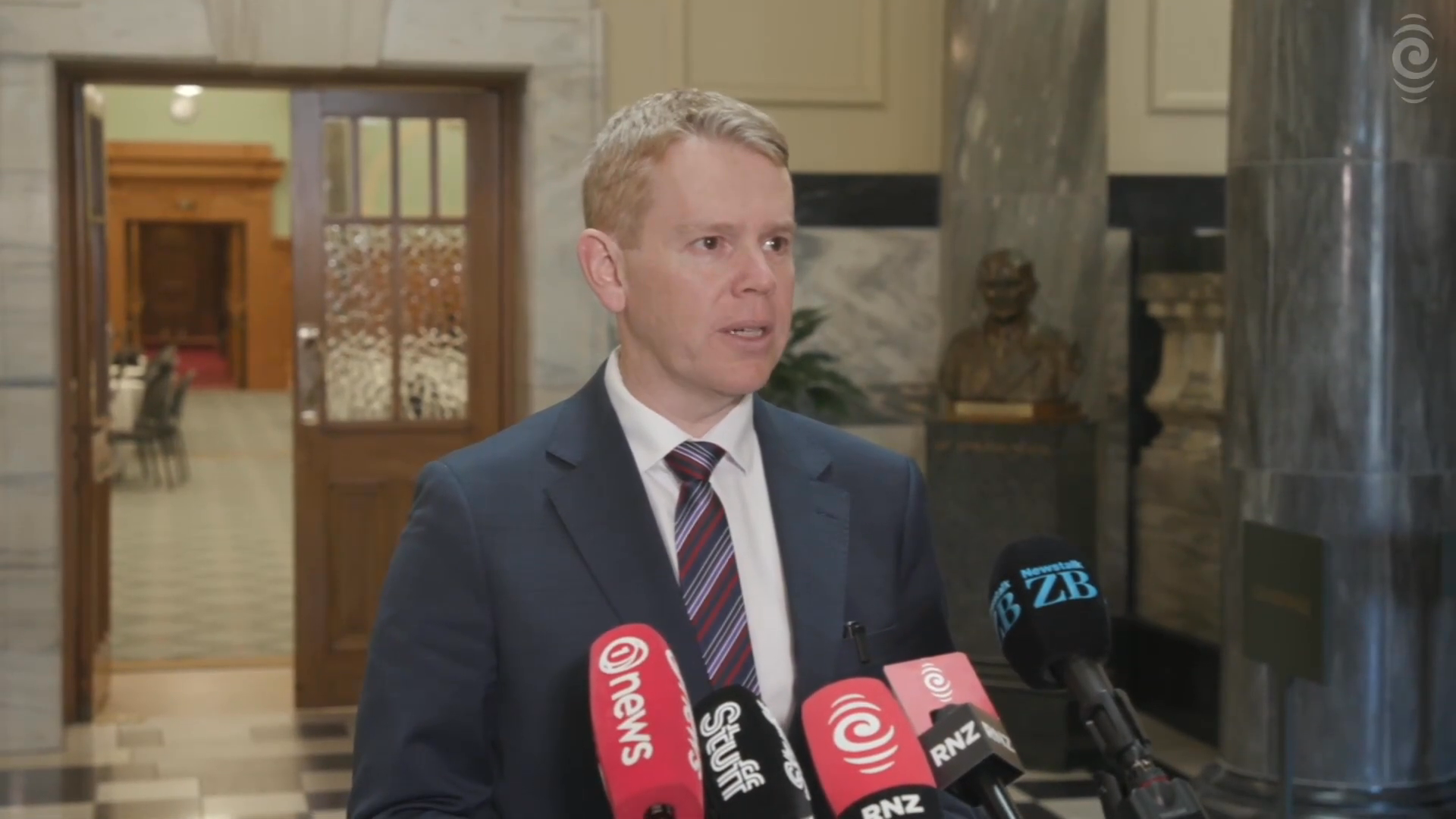 Chris Hipkins sidesteps media bait