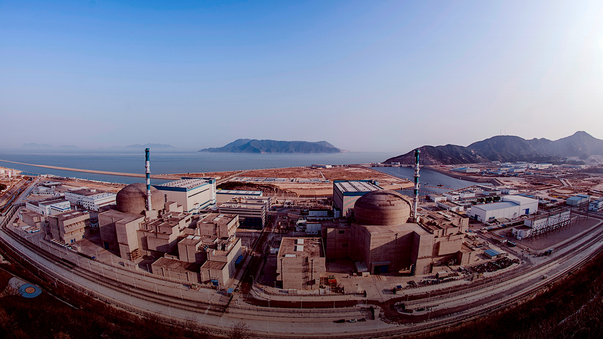 Small Reactor, Big Price - by Chris Keefer - Decouple