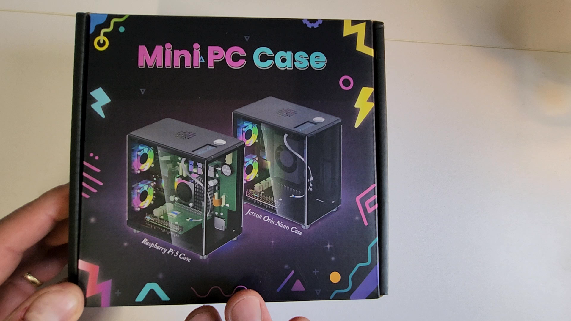 ミニPC raspberry pi 5 Turning a Raspberry Pi 5 into a mini 1990s PC