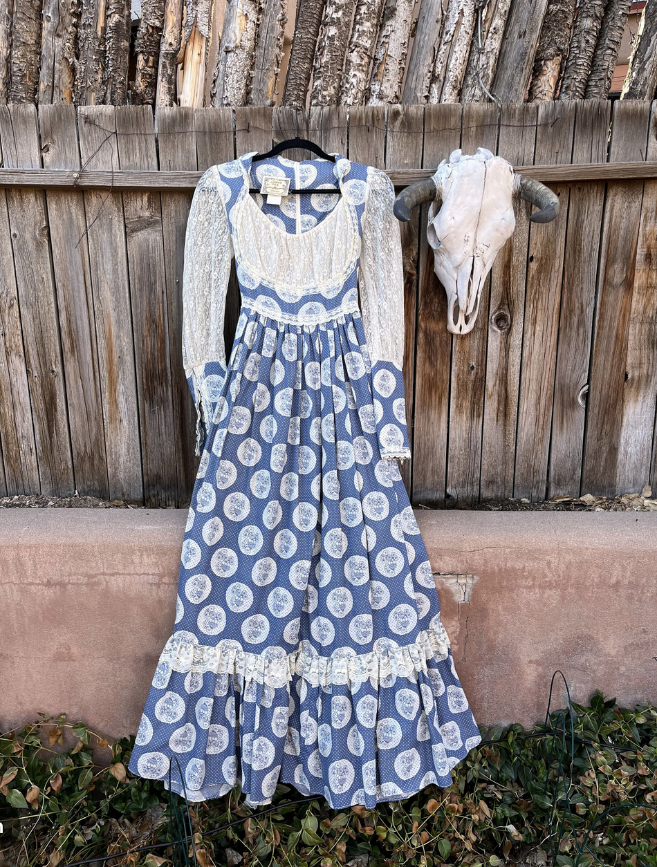 semi formal wedding guest dress plus size Ever-Pretty ever DAHLIA|Short Sleeve V Neck Knee Length Mother of the Bride Dress In Dusty Blue Size 22